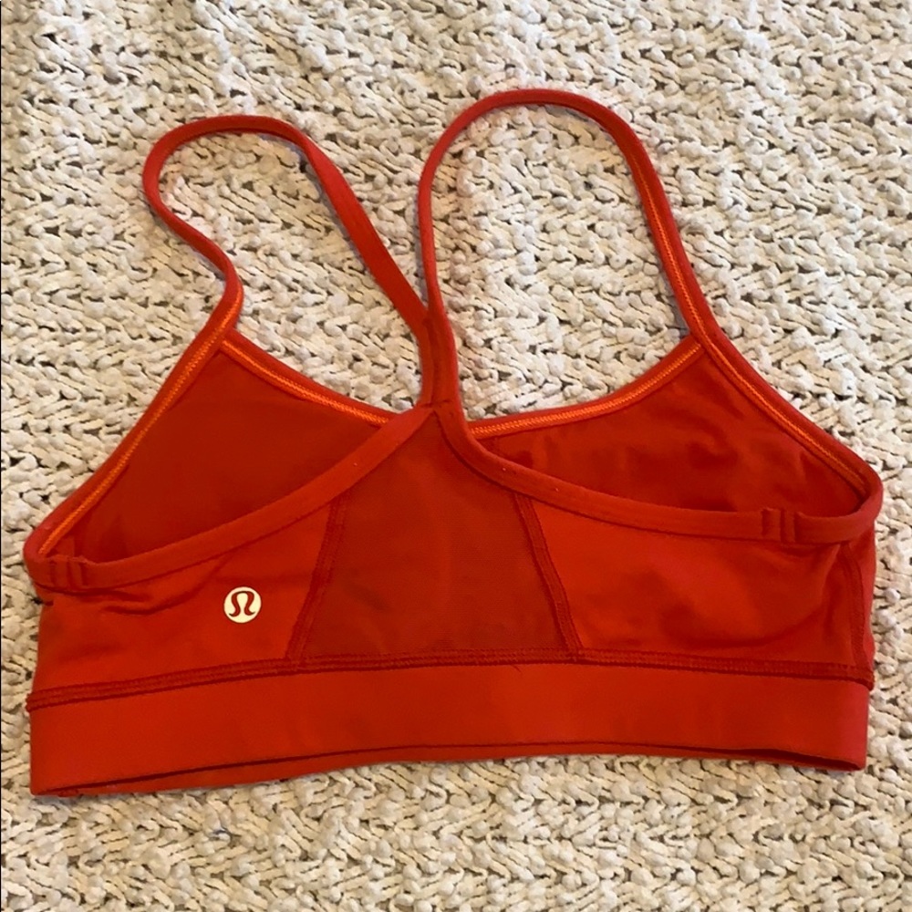 Lululemon sports bra